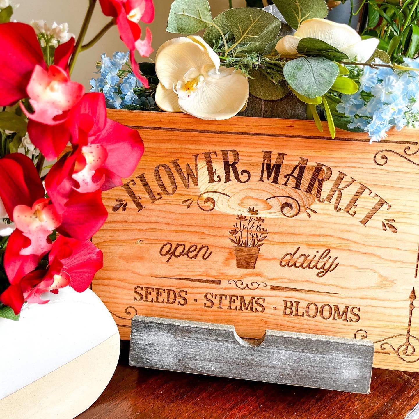 Flower Market Sign