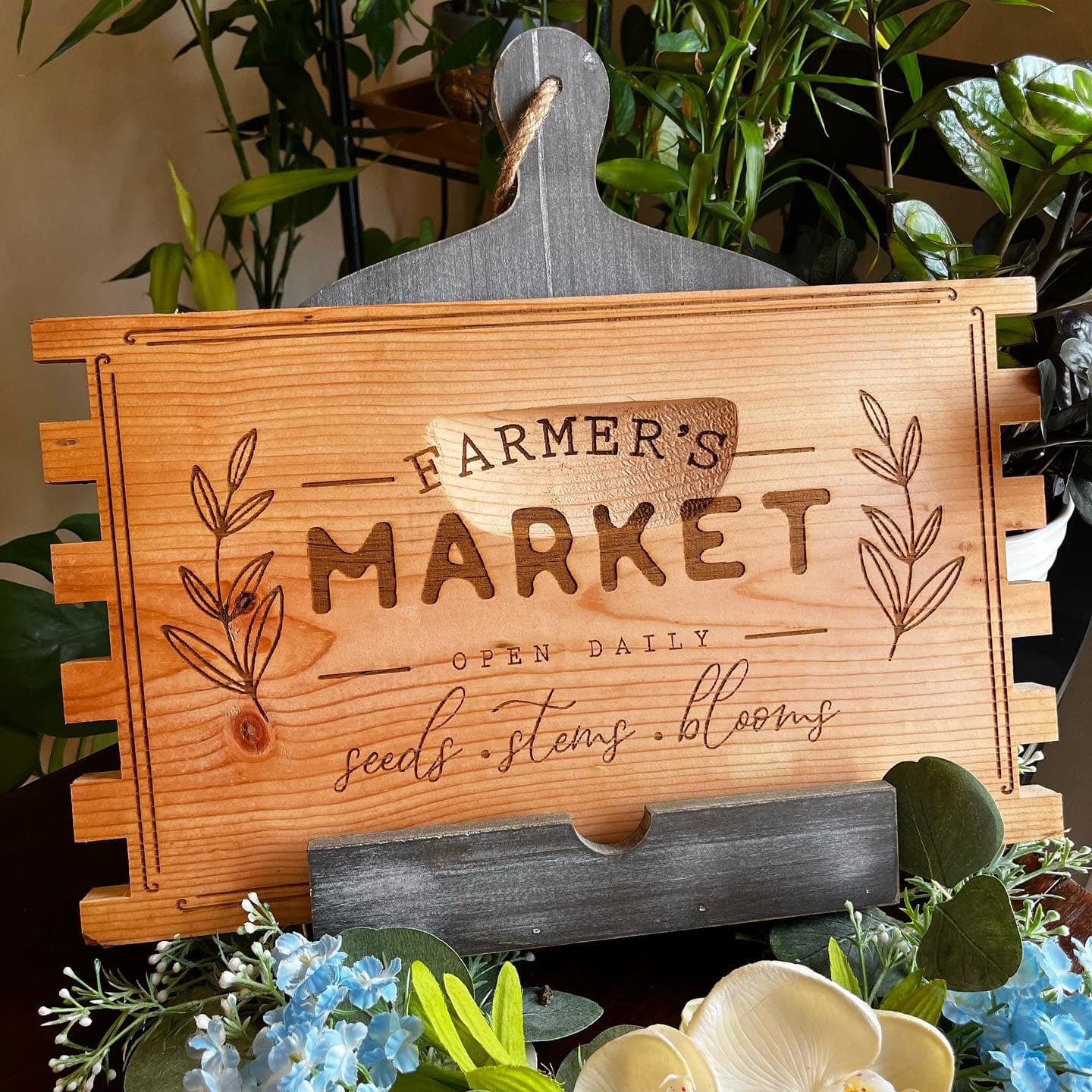 Farmers Market Sign